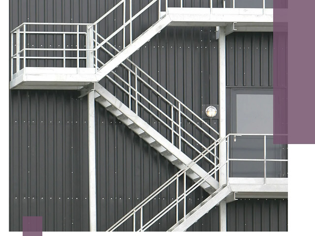 Изготовление и монтаж пожарных лестниц в Полевской быстро и надежно