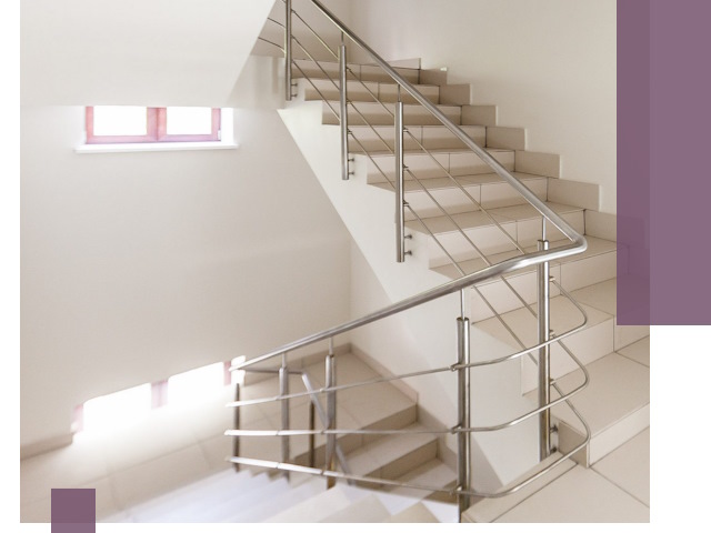 Установка и замена перил в подъезде в Полевской