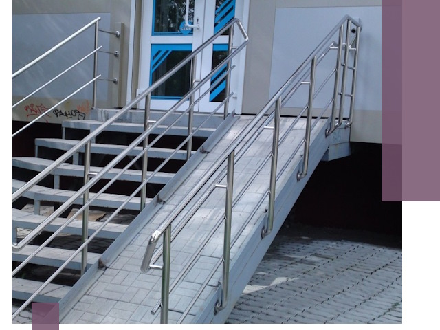 Пандус на крыльцо под ключ в Полевской: монтаж и изготовление