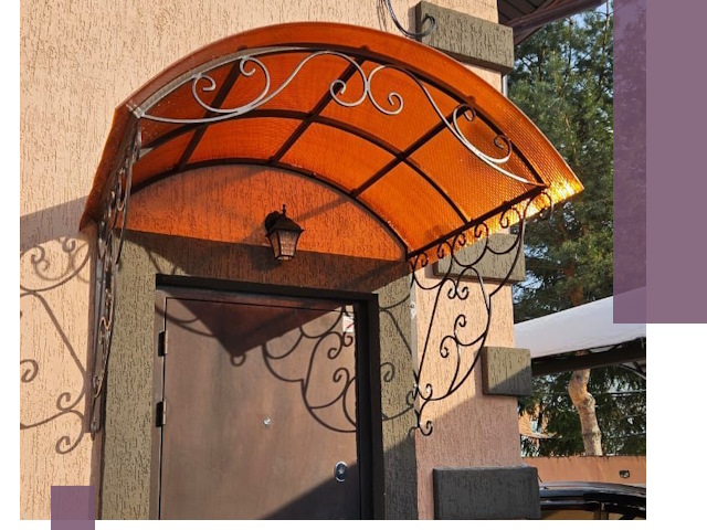 Демонтаж козырьков в Полевской быстро и безопасно