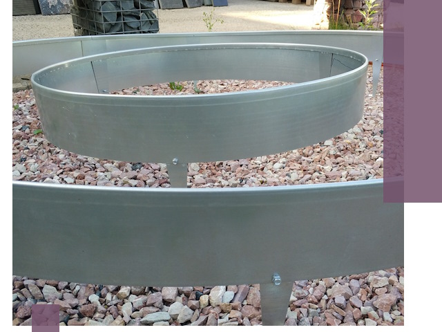 Нержавеющие бордюры под ключ в Полевской — изготовление и монтаж