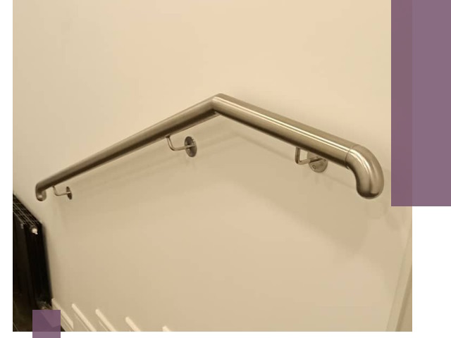 Изготовление пристенных поручней в Полевской под ключ за сроки